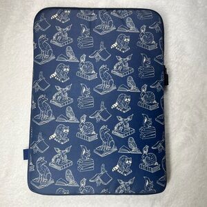 Forest Animals Book Beau Sleeve